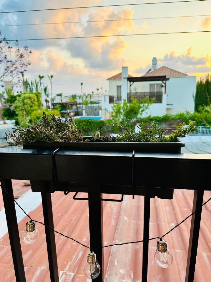 Arya Seaview Apartment In The Heart Of Coral Bay (Adults Only) Экстерьер фото